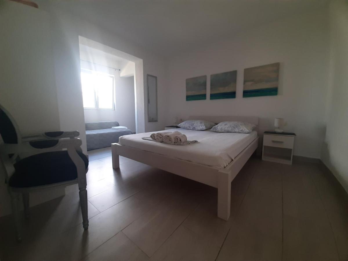 Villa Bratus Promajna Bagian luar foto