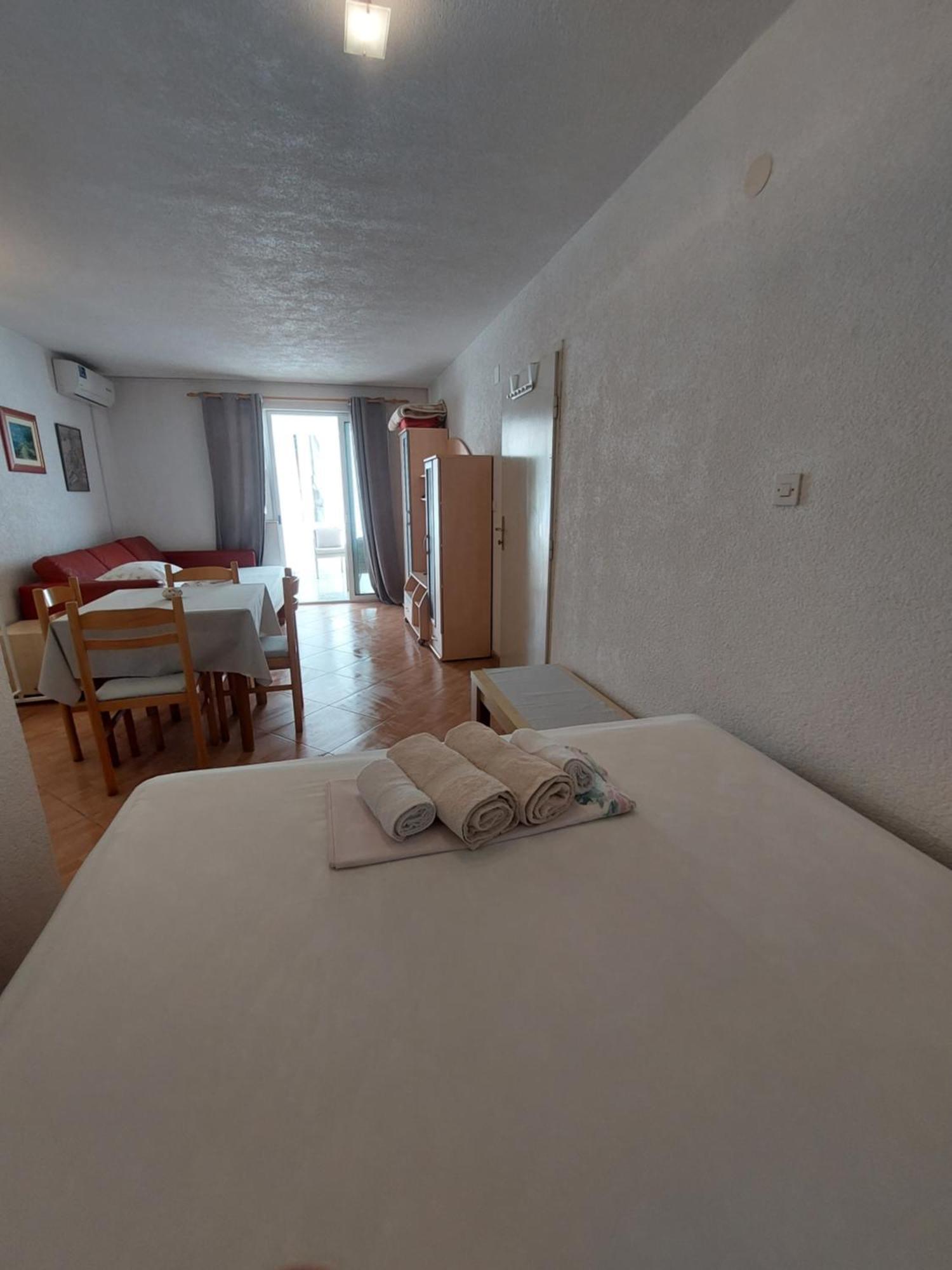 Villa Bratus Promajna Bagian luar foto