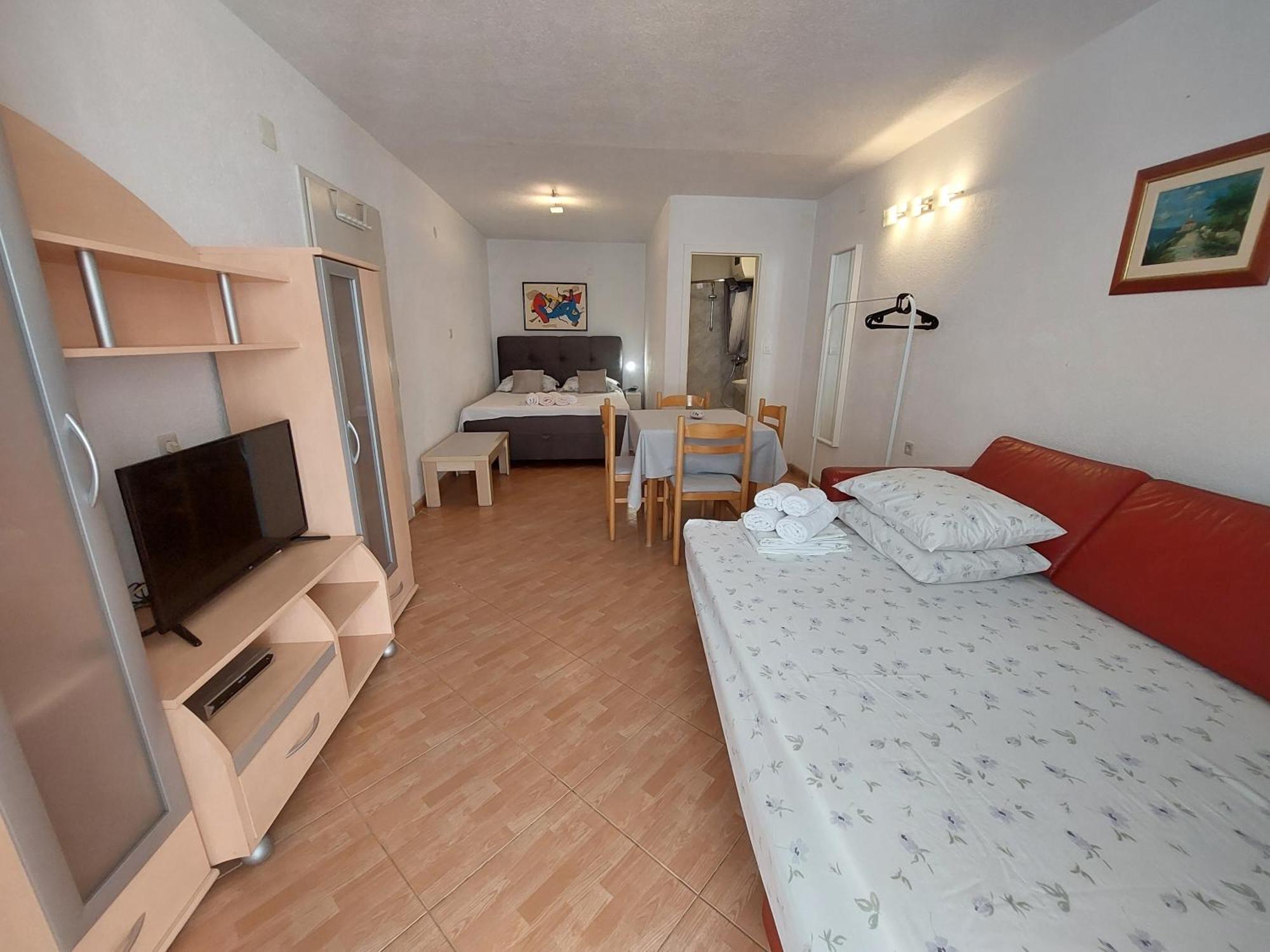 Villa Bratus Promajna Bagian luar foto